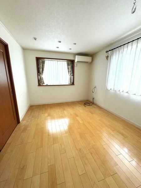 detached 東京都台東区根岸５丁目

地図を見る