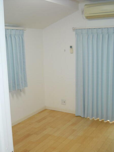 detached 東京都台東区根岸５丁目

地図を見る