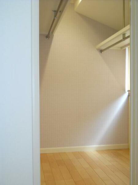 detached 東京都台東区根岸５丁目

地図を見る