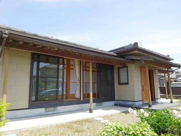 detached 宮城県東松島市大曲字上納南

地図を見る