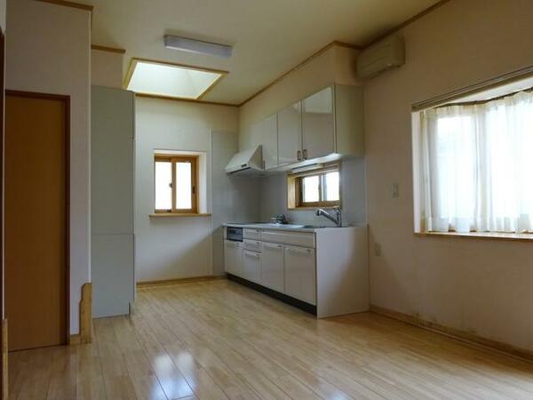 detached 宮城県東松島市大曲字上納南

地図を見る