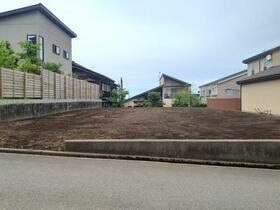 石川県金沢市土清水2丁目