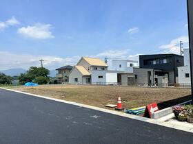 三重県亀山市栄町