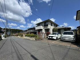 福岡県遠賀郡岡垣町公園通り２丁目