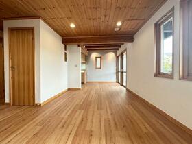 東京都町田市東玉川学園２丁目