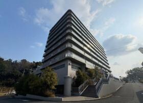 ファミール竹城台