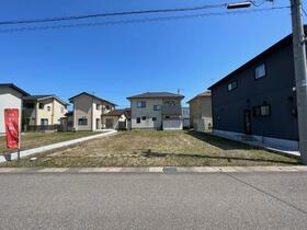 富山県氷見市窪