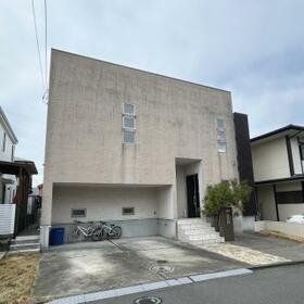 神奈川県鎌倉市七里ガ浜東３丁目
