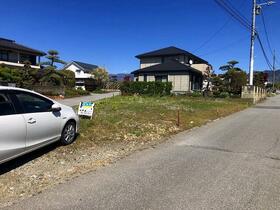 山梨県笛吹市御坂町成田