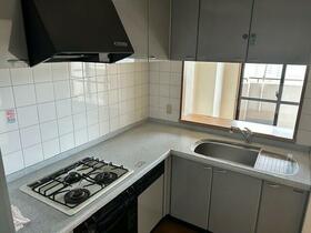 三重県四日市市沖の島町