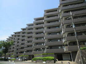 港南台コートハウス２号棟