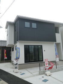 愛知県刈谷市小山町８丁目