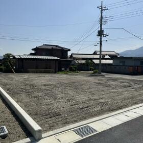 山梨県南アルプス市加賀美