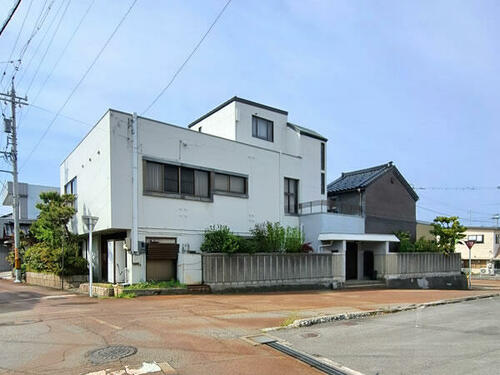 detached 富山県高岡市伏木国分１丁目