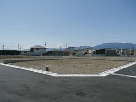 山梨県中巨摩郡昭和町西条