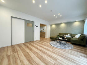 グリーンメゾン南大沢１３−１７号棟