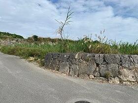 沖縄県島尻郡八重瀬町字与座