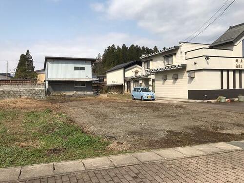 Land, Shirataka Town, Yamagata