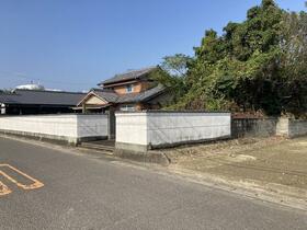 徳島県吉野川市鴨島町西麻植字青柳
