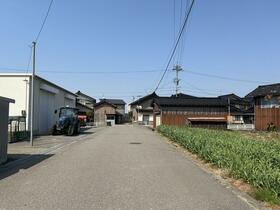 石川県金沢市大場町東