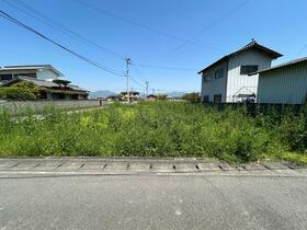 徳島県吉野川市川島町学字辻