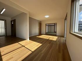 福岡県古賀市舞の里５丁目