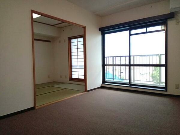 apartment 埼玉県入間郡毛呂山町岩井西１丁目
地図を見る