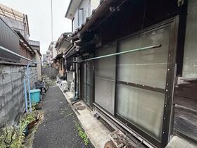 京都府京都市右京区太秦辻ケ本町