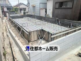 奈良県大和郡山市小泉町