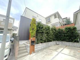 埼玉県さいたま市緑区原山１丁目