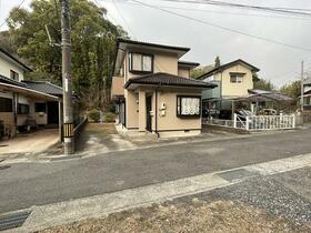 山口県下関市小月公園町