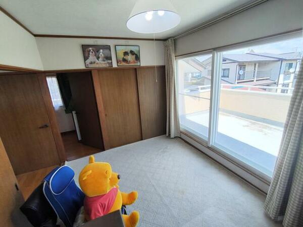 detached 岩手県紫波郡矢巾町大字南矢幅第１４地割
地図を見る