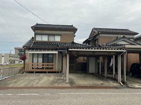 富山県高岡市上関