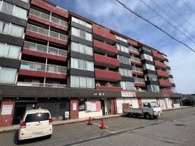 富山県高岡市新成町