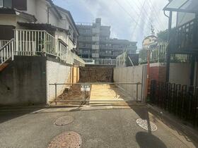 埼玉県新座市畑中３丁目