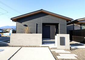 佐賀県小城市三日月町久米久米