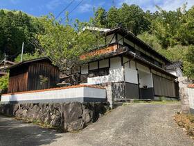 兵庫県宍粟市一宮町上岸田