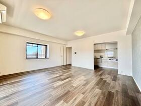 福岡県春日市大谷９丁目