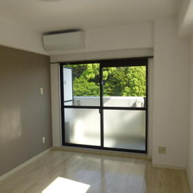 ラ・パルフェ・ド・ユーリスミー