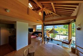 石川県白山市荒屋町
