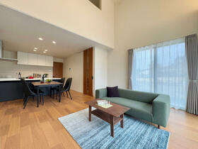 静岡県御殿場市二の岡１丁目