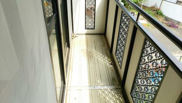 バルコニー・ベランダ：ベランダ