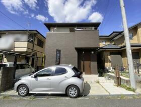奈良県生駒市小明町