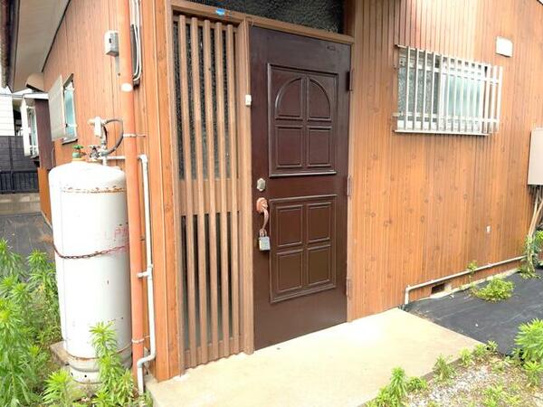 detached 埼玉県春日部市六軒町

地図を見る