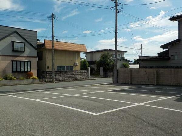 apartment 山形県東村山郡中山町大字長崎
長崎の賃貸情報を見る
物件地図