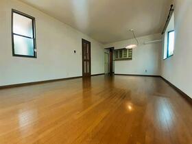 石川県金沢市四十万５丁目