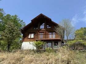 山梨県北杜市大泉町西井出