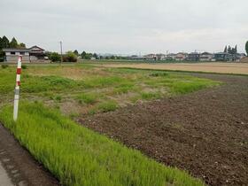 富山県砺波市秋元