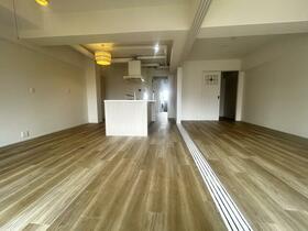 朝日プラザシティ・サザンパークＡ棟