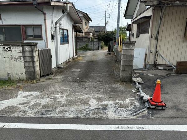 detached 群馬県北群馬郡榛東村大字山子田

地図を見る